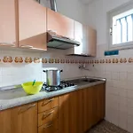 Relaxing Townhouse With Pool Access In
