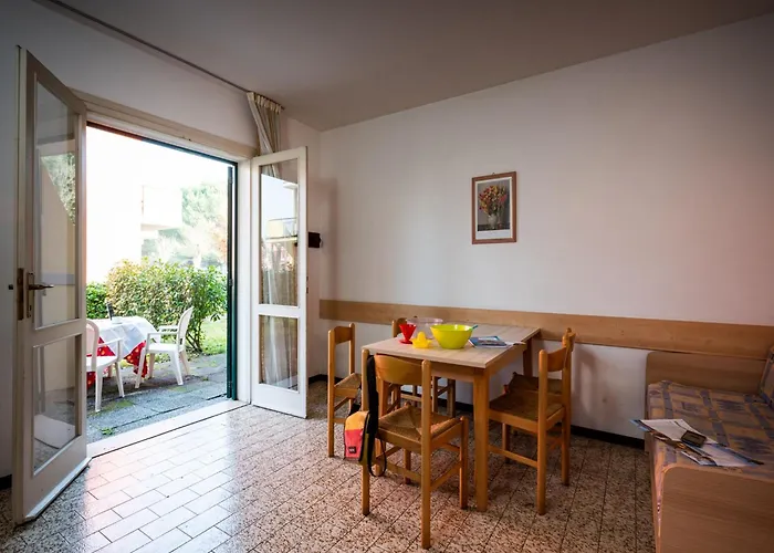 Relaxing Townhouse With Pool Access In Διαμέρισμα *