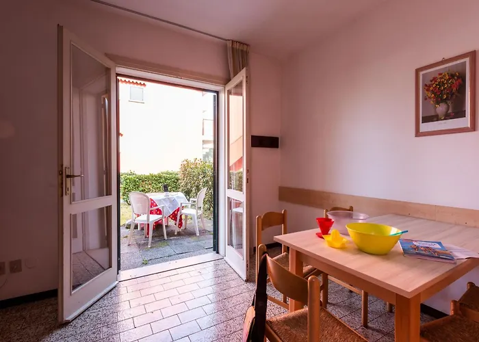 Relaxing Townhouse With Pool Access In * Bibione